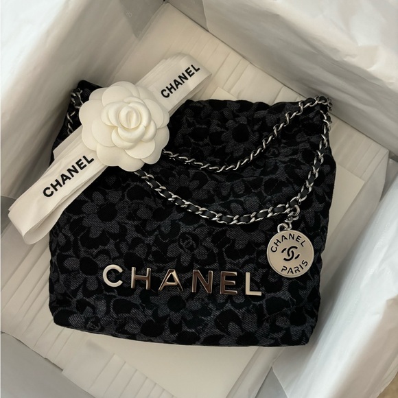 NWT 🖤 CHANEL 24B Black Floral Denim Mini 22 Ruthenium Hardware Bag - Picture 1 of 16